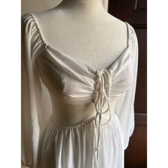 PRINCESS POLLY | Natasha White Ruffle Hem Balloon Sleeve Open Back Dress Size 4 - Picture 3 of 7